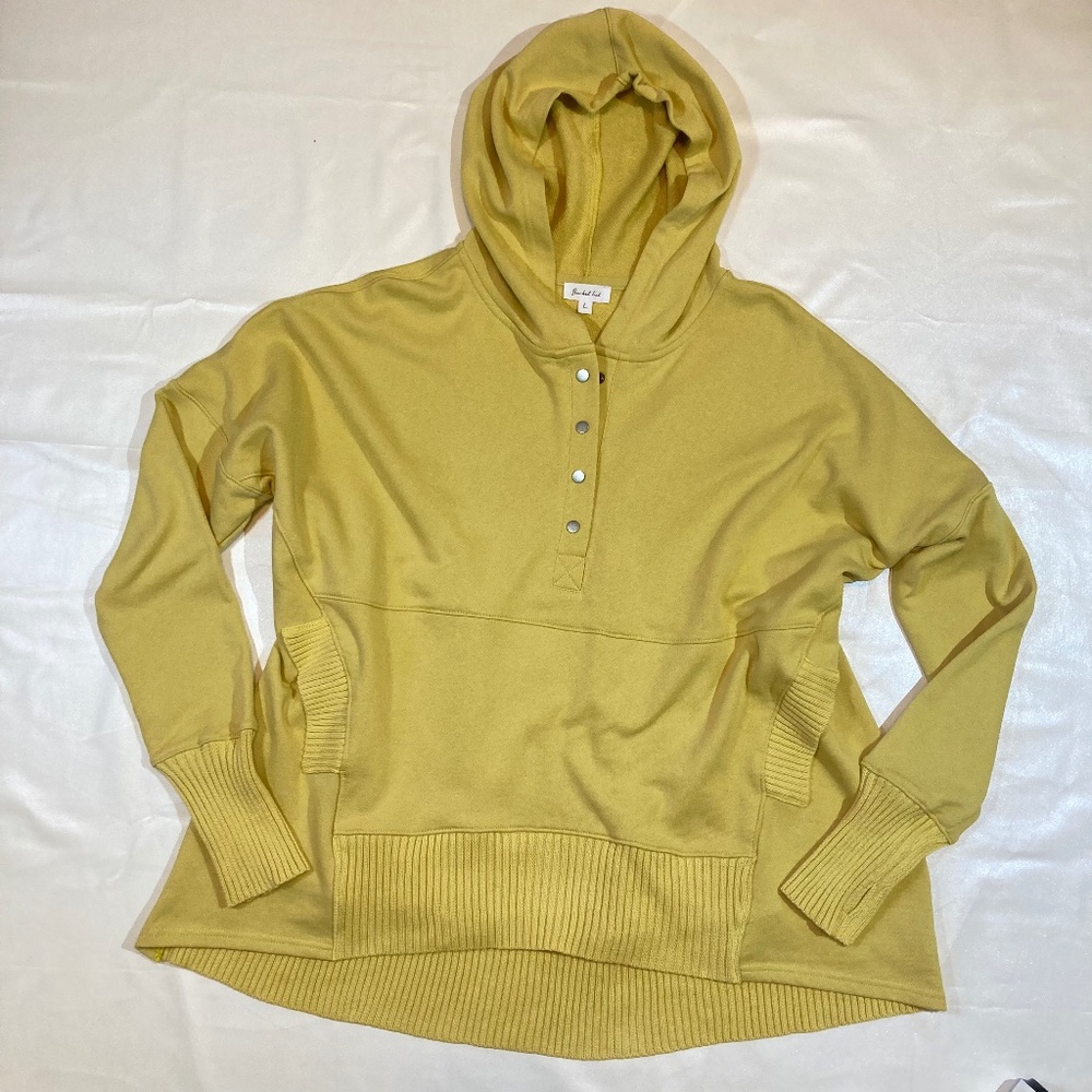 Bucket List Oversized Hoodie Women’s L Yellow Hooded Pullover